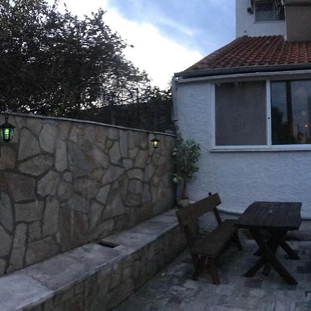 Rena Apartments Аспровальта Экстерьер фото